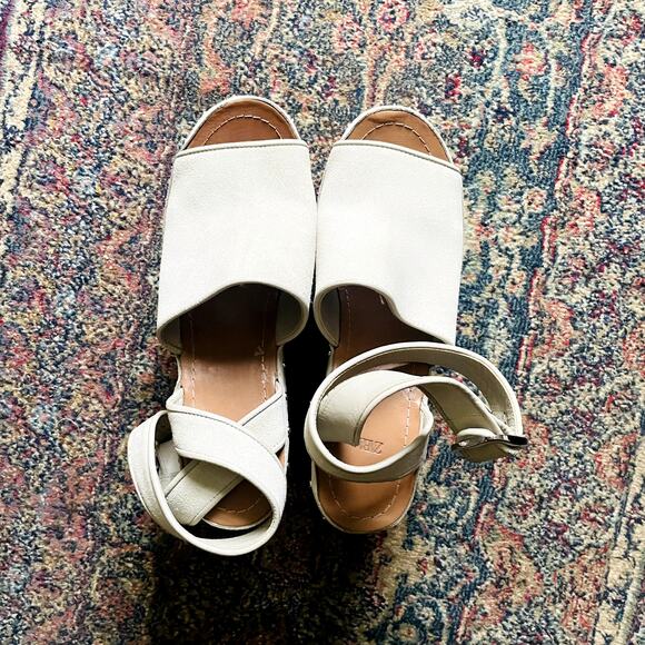 Zara Leather Suede Studded Wooden Heel Platform Sandals Clogs Size 9 - Picture 8 of 11